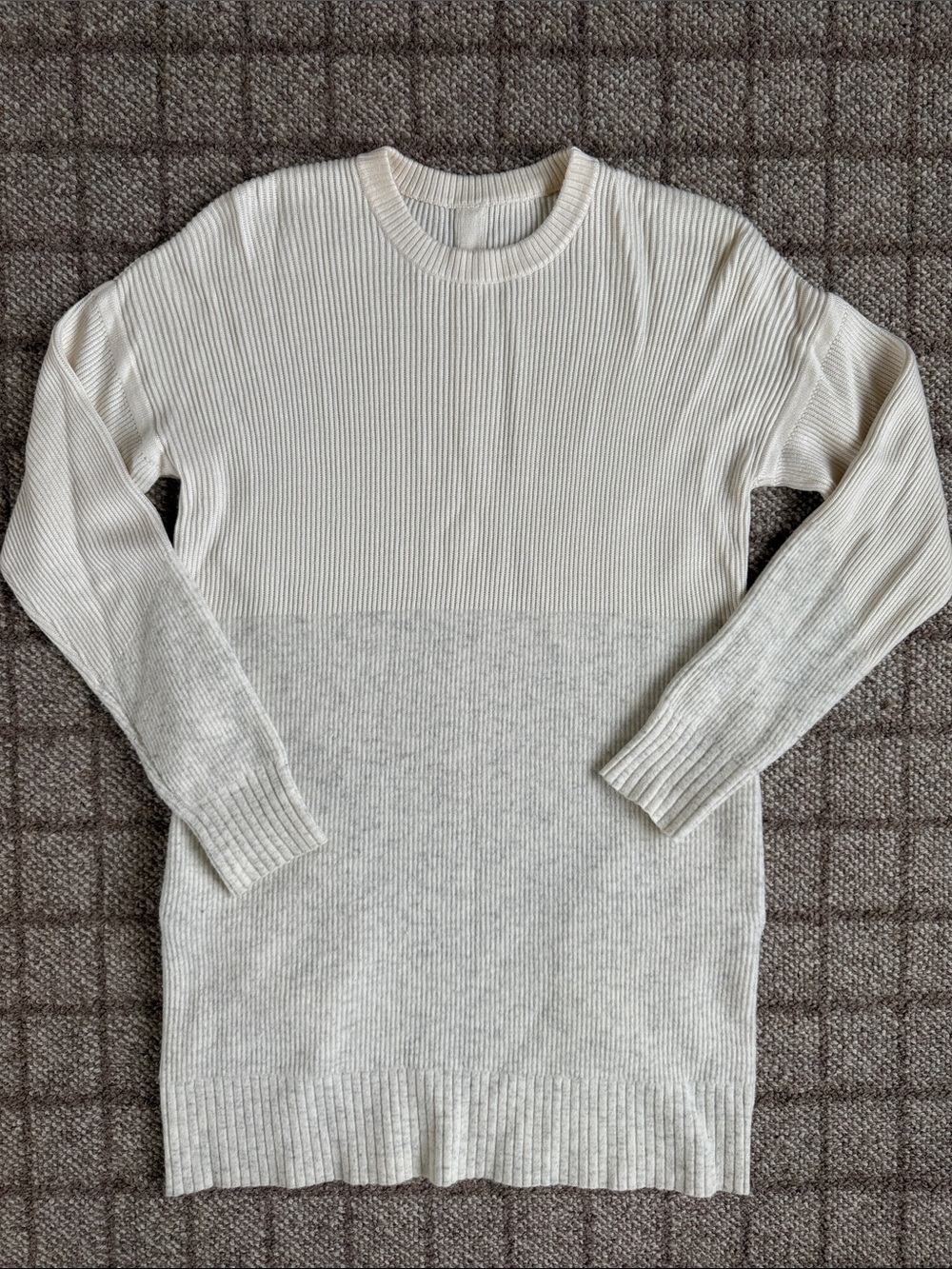 Women’s Lululemon Two-Tone Cream Knit Long Sweater Size M
